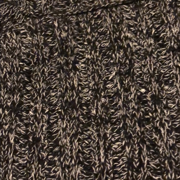 Gap sweater - Picture 3 of 3